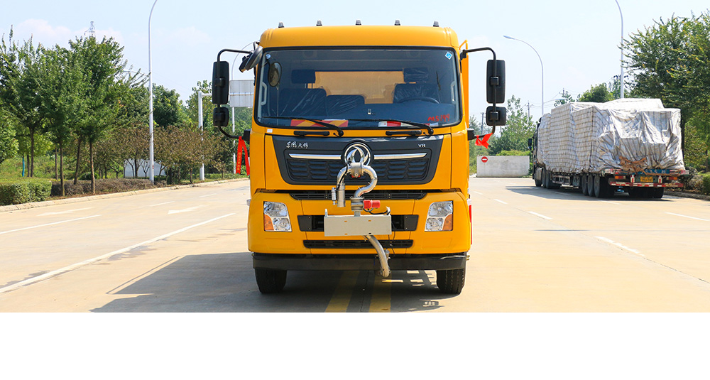 東風(fēng)天錦高壓清洗車圖7