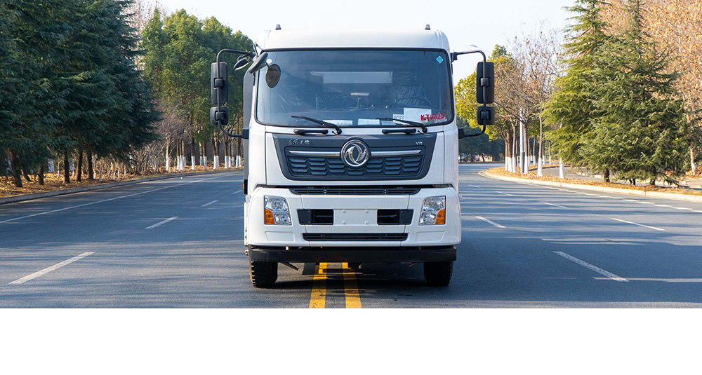 東風天錦光伏清洗車圖6