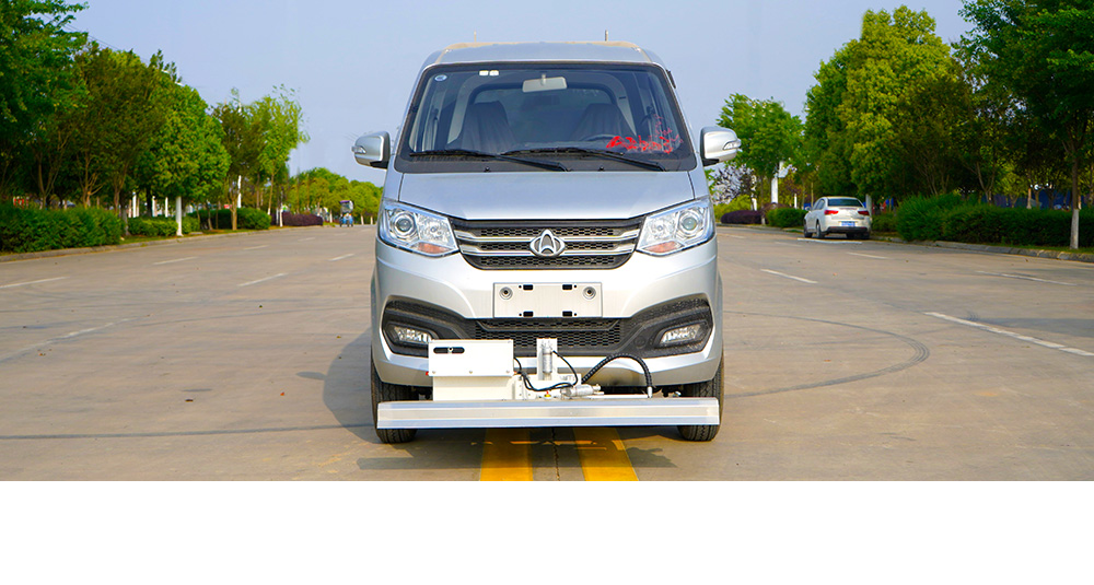 長安路面養(yǎng)護車圖7
