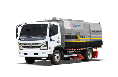 大多利卡后置吸塵車