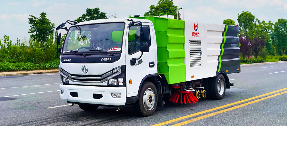 東風(fēng)大多利卡洗掃車(chē)圖2