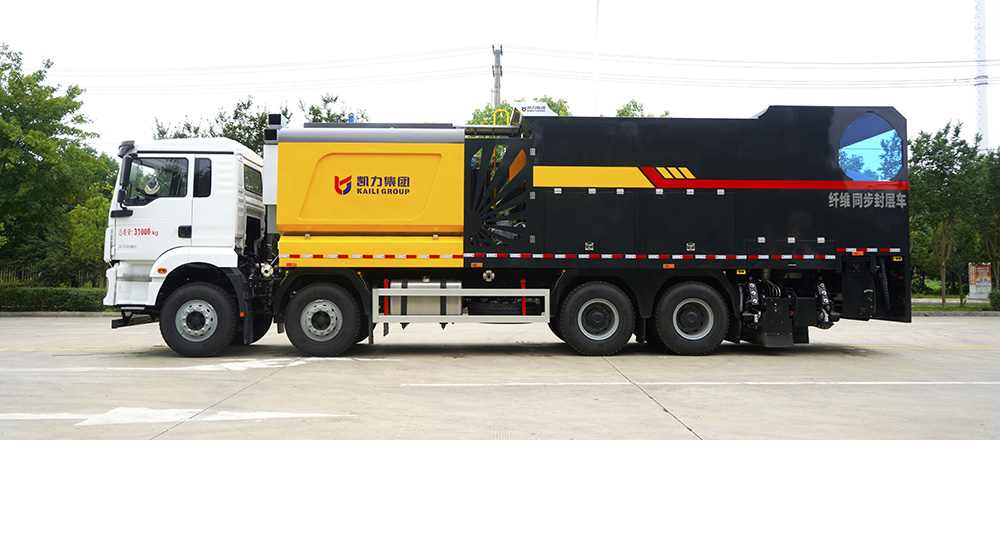陜汽德龍M3000瀝青碎石同步封層車圖6